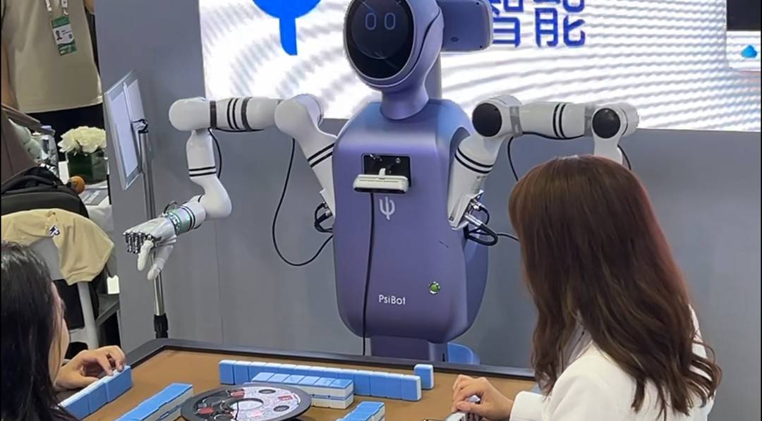 具身智能、大模型与知识库Agent AI如何重塑未来智能机器人销售